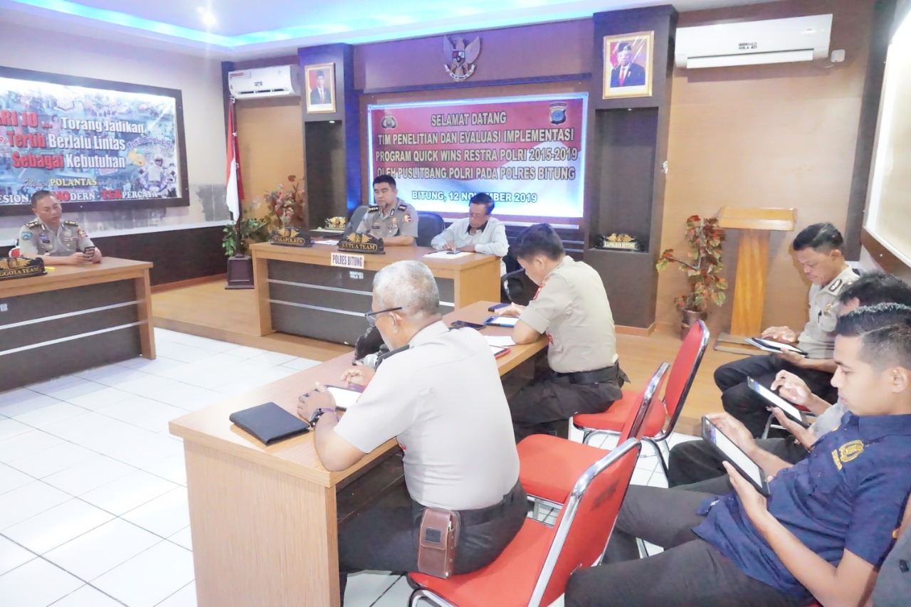 pelaksanaan-penelitian-dan-evaluasi-program-quick-wins-di-polres-bitung.jpg