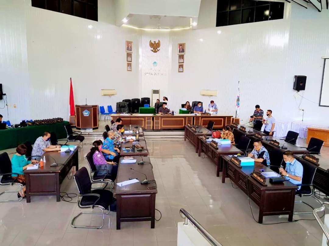 pelaksanaan-rapat-banggar-dprd-bitung-dengan-tapd-pemkot-bitun.jpg