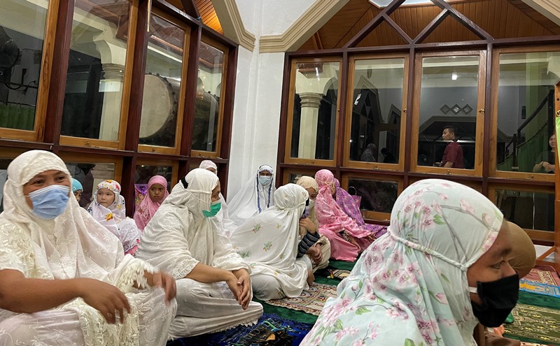 Beberapa Jamaah di Masjid As-Salsabil Kotamobagu Perlu Diingatkan Kembali Perihal Protokol Kesehatan