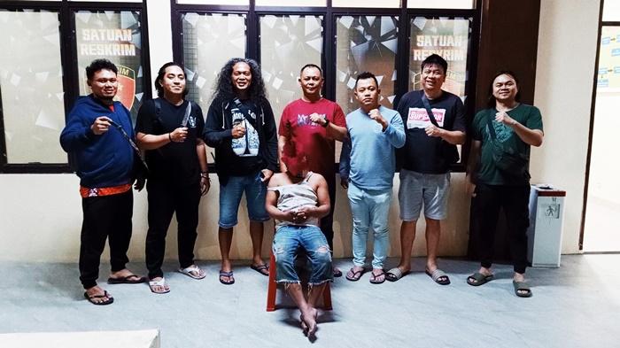 pelaku-penganiayaan-di-Kelurahan-Gogagoman-Kotamobagu-Selasa-2012026.jpg