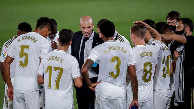 pelatih-real-madrid-zinedine-zidane-dan-pemain.jpg