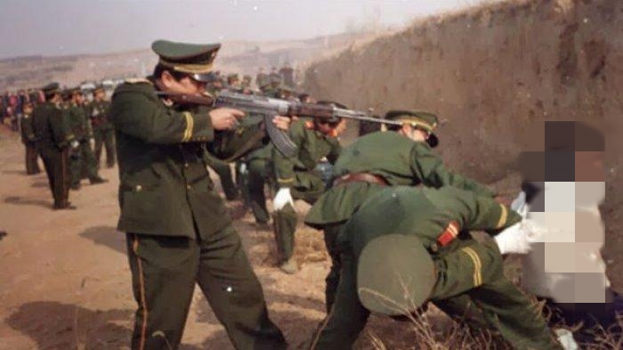 pemerintah-korea-utara-tembak-mati-pria-penjual-film-ilegal-di-hadapan-500-orang.jpg
