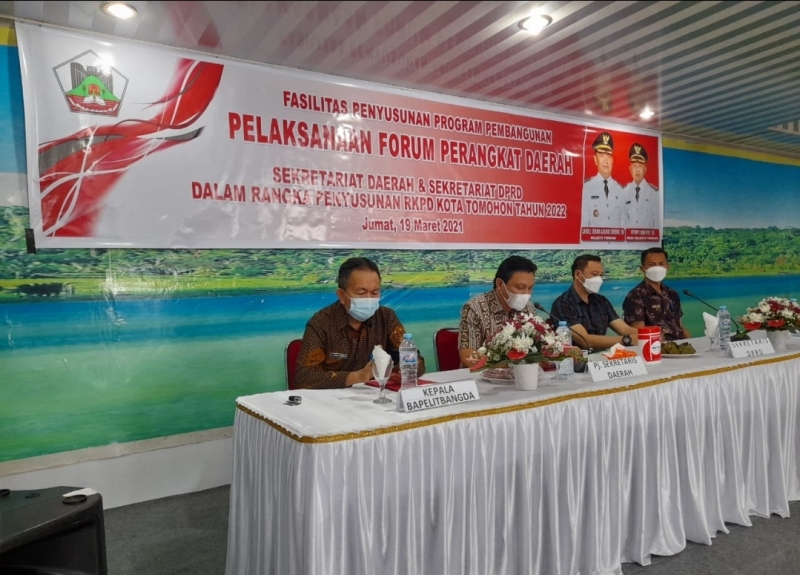 pemerintah-kota-tomohon-menggelar-rapat-forum-lintas-perangkat-daerah.jpg