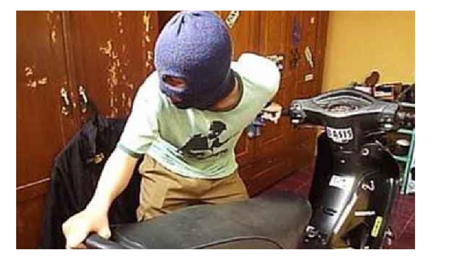 pencurian-sepeda-motor-2333.jpg