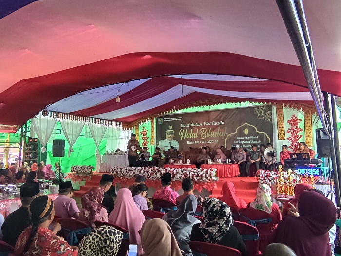 Pj Bupati Bolmong Limi Mokodompit Hadiri Halal Bihalal Desa Mopuya Utara