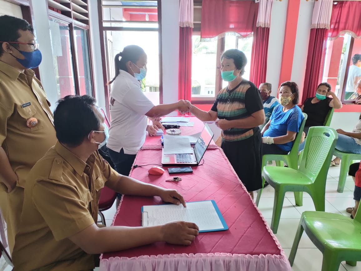 34 KK di Kampung Kinali Sitaro Terima BLT Dandes