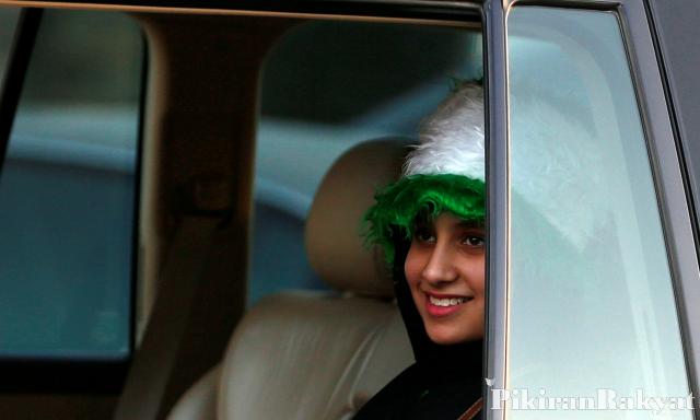 perempuan-saudi_20180321_003246.jpg