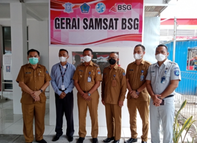 Wakil Bupati Oskar Manoppo Resmikan Gerai Pelayanan Samsat Boltim