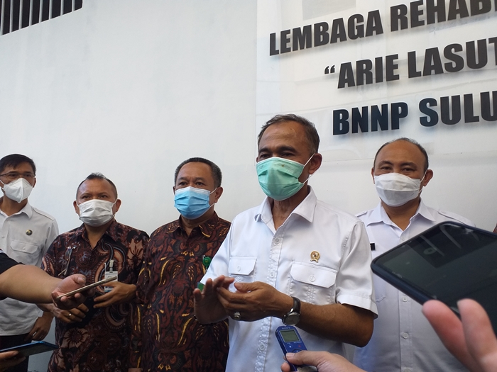 peresmian-lembaga-rehabilitasi-arie-lasut-bnnp-sulut-foto-1.jpg