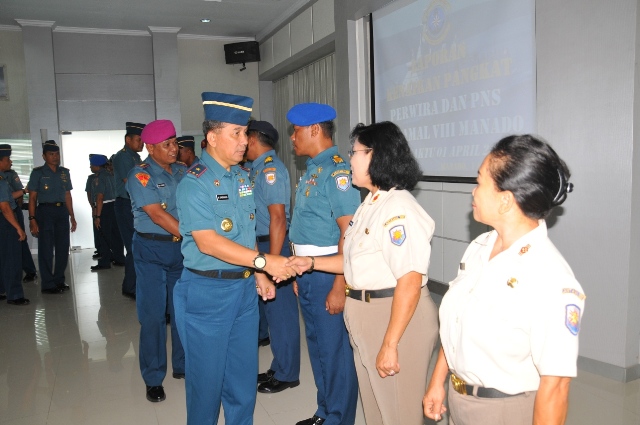 40 Personel Lantamal VIII Naik Pangkat