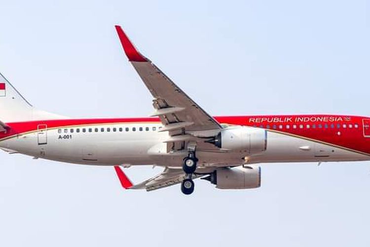 pesawat-boeing-737-8u3-yang-menjadi-pesawat-kepresidenan-ri-dengan-cat-merah-putih.jpg
