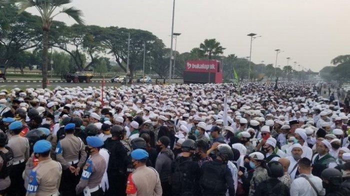 Polda Metro Jaya Bungkam soal Pembiaran Keramaian Rizieq Shihab, Warganet Kecewa kepada Polisi