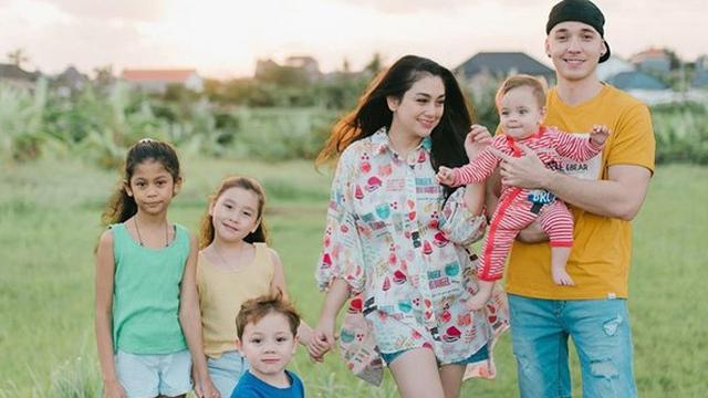 Anak Celine Evangelista Tanya Keberadaan Sang Ayah, Stefan William Tak Dilarang Jika Ingin Bertemu