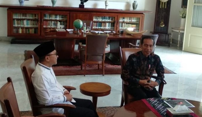 potret-ketua-umum-pan-zulkifli-hasan-dan-presiden-jokowi-di-istana.jpg