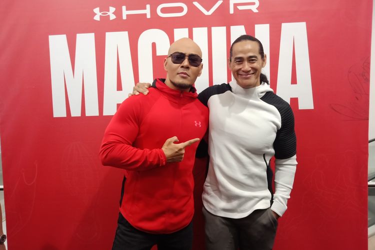 presenter-deddy-corbuzier-bersama-binaragawan-ade-rai.jpg