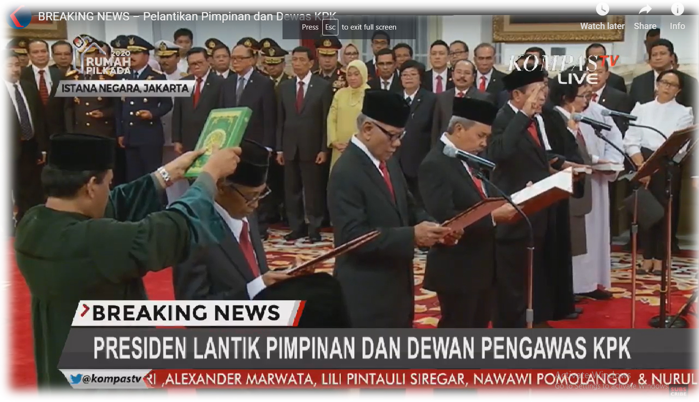 presiden-joko-widodo-melantik-lima-orang-yang-menjadi-anggota-dewan-pengawas-yyyy.jpg