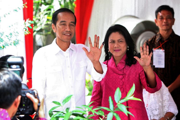 presiden-jokowi-bersama-ibu-negara-iriana-jokowi.jpg