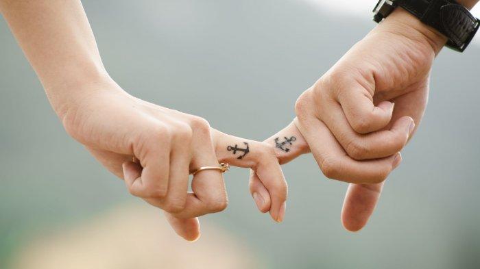 4 Zodiak Paling Sering Bikin Mantan Menyesal Telah Putus Cinta, Zodiakmu Termasuk?