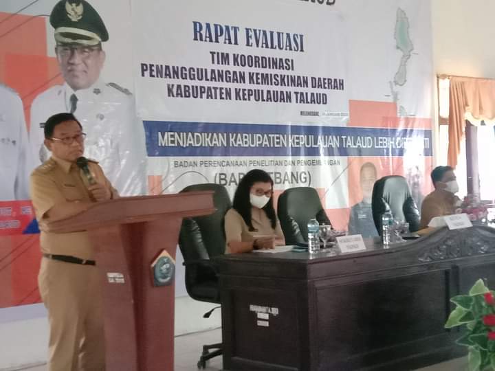 rapat-koordinasi-tim-penanggulangan-kemiskinan-daerah-kabupaten-kepulauan-talaud.jpg