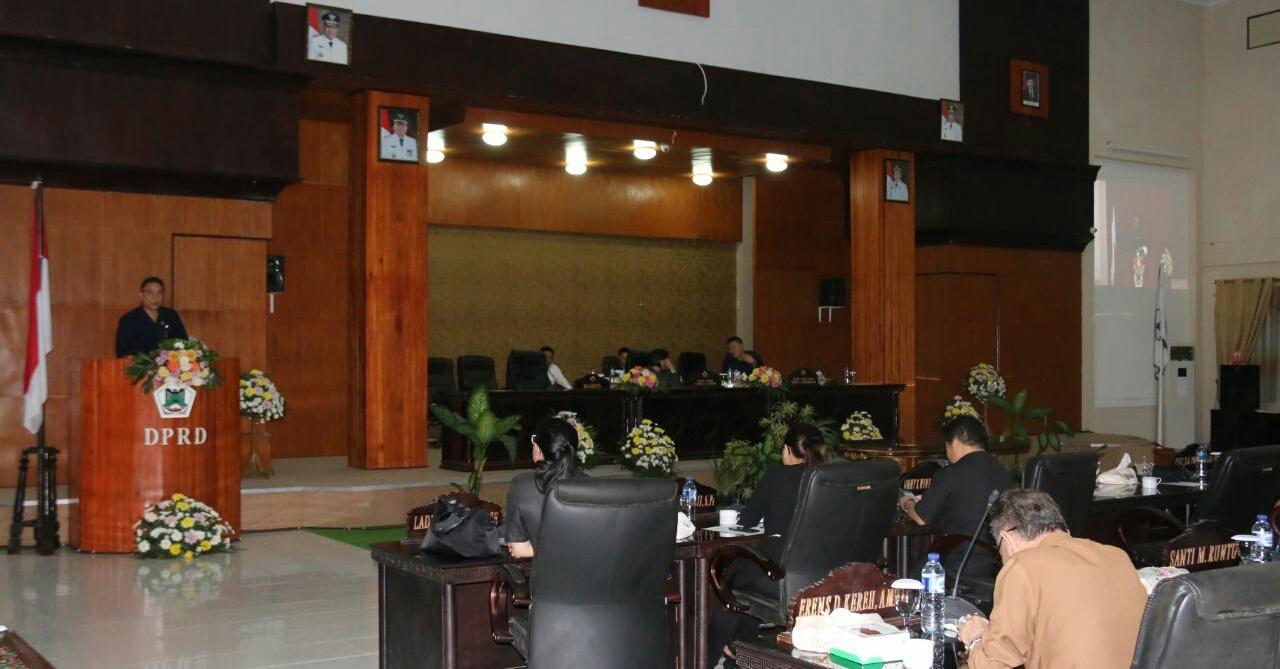 rapat-paripurna-istimewa-dprd-kota-tomohon-jumat-2742018_20180429_103320.jpg