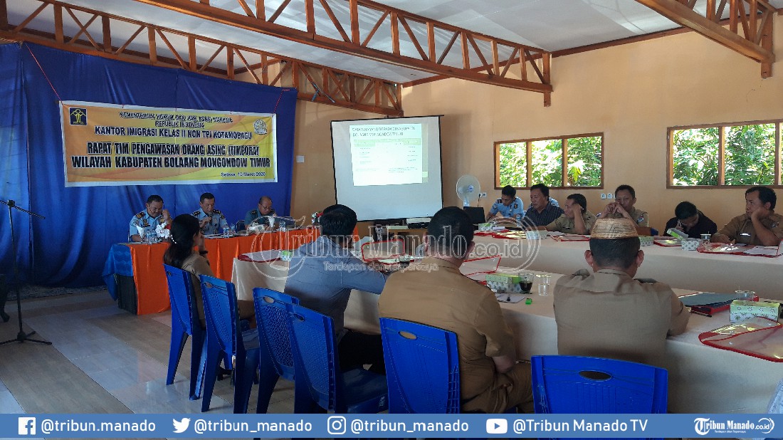 rapat-tim-pengawasan-orang-asing-selasa-1032020.jpg