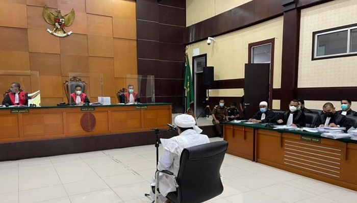 Majelis Hakim Beri Opsi bagi Rizieq Shihab: ''Ajukan Permohonan Pengampunan kepada Presiden''