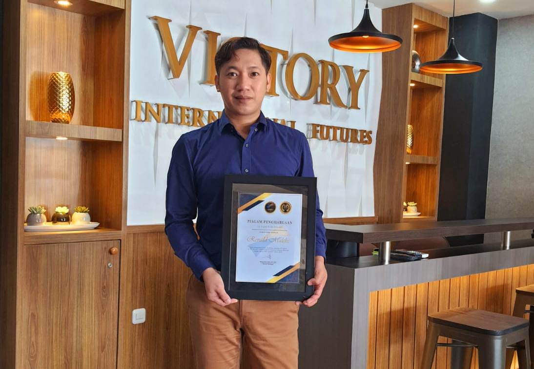 Ronald Maleke, Usaha dan Kerja Keras Berbuah Hasil hingga Jadi Best Trader dan Top Broker