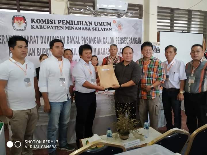 royke-sondakh-andri-umboh-maju-di-pilkada-minsel.jpg