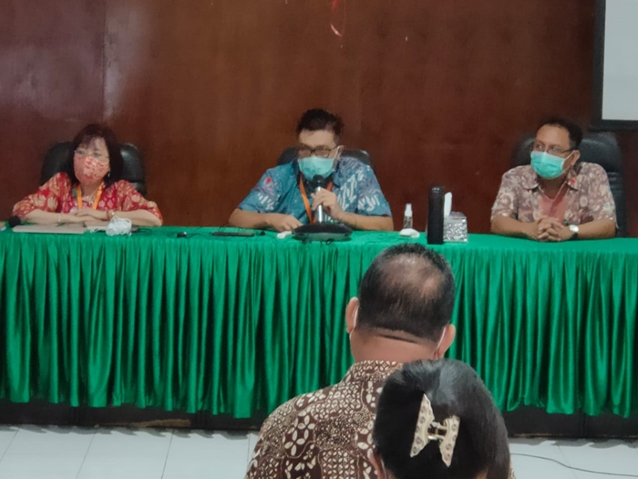 RS Prof Kandou Gelar Webinar Terkait Sistem Manajemen Data dan Evaluasi Kinerja Terintegrasi