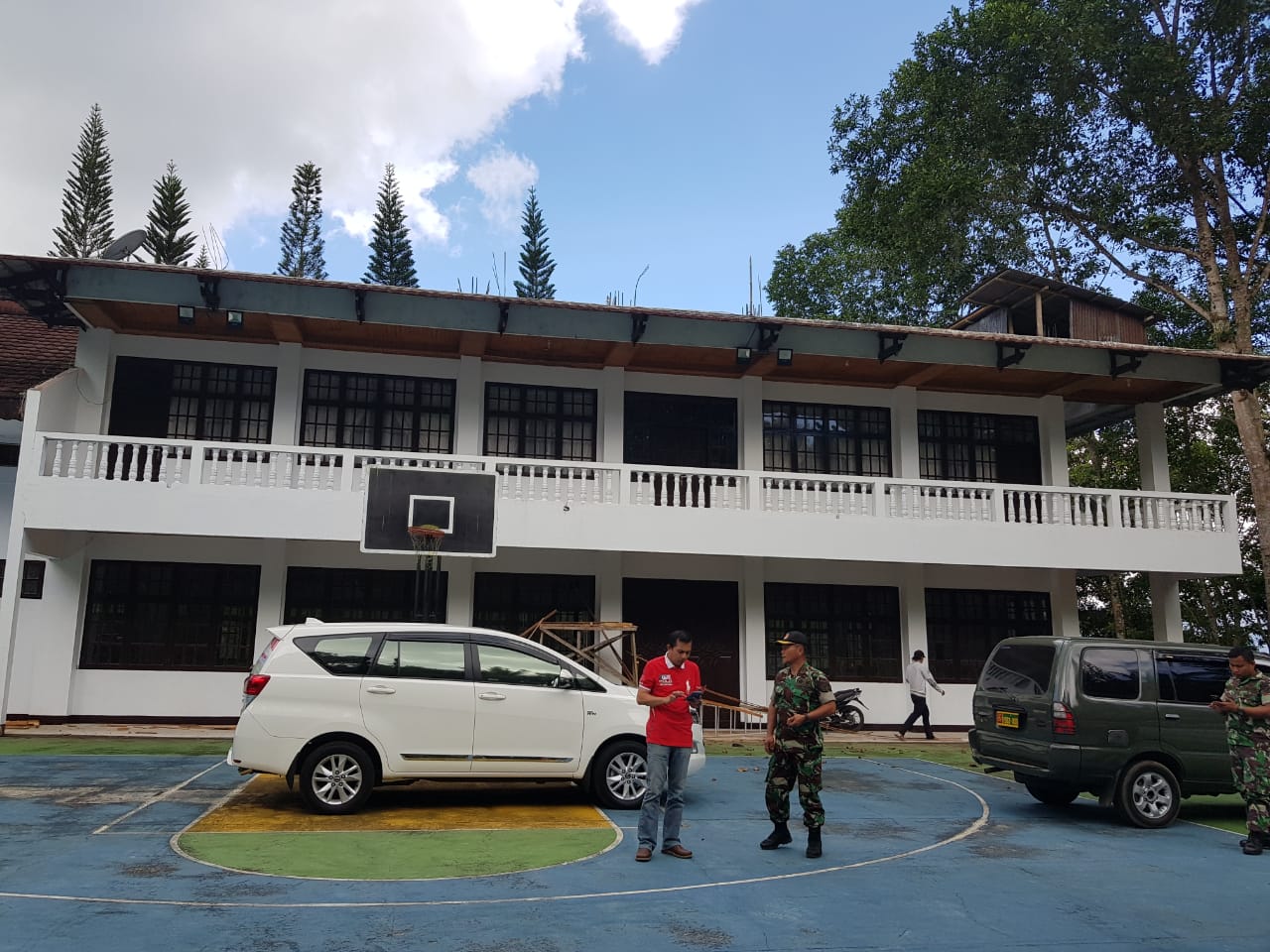 RR-RD Apresiasi Bantuan Rumah Singgah ODP dari Keluarga Kandouw-Tanos