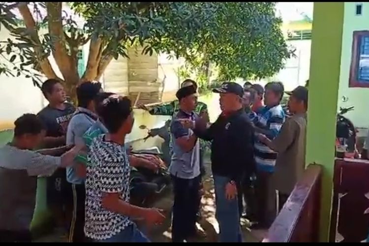 Tak Terima Namanya Dicoret dari Daftar Penerima BLT, Warga Datangi Perangkat Desa, Sempat Berkelahi