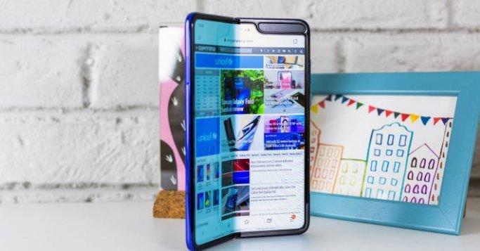 samsung-galaxy-fold-4577.jpg