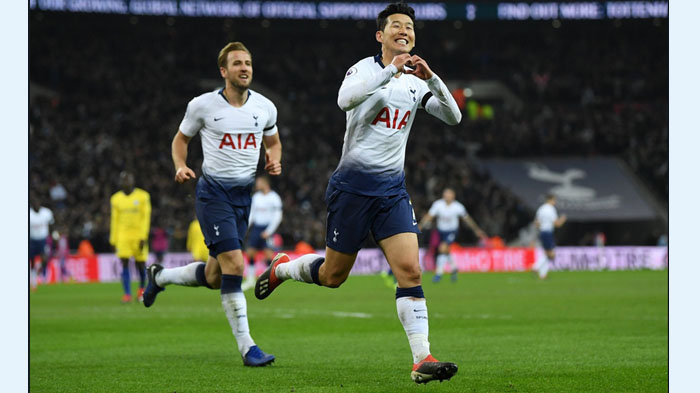 selebrasi-son-heung-min-dan-harry-kane.jpg