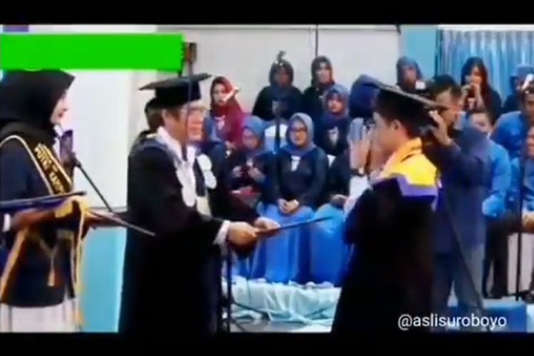 Fakta Video Wisudawan yang Joget