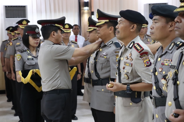 Mutasi di Lingkungan Polda Sulut, AKBP Jefri Ronald Parulian Siagian Jabat Kapolres Minut
