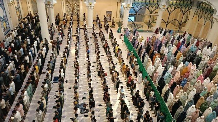Idul Adha 2025 Jatuh pada Jumat, Wajibkah Sholat Jumat setelah Salat Ied? Berikut Penjelasannya