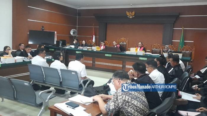 sidang-lanjutan-kasus-dugaan-korupsi-dana-hibah-dari-Pemprov-Sulut-ke-GMIM.jpg