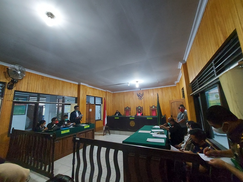 Sidang Praperadilan Terkait Dugaan Korupsi di Dinas PMPTSP Bitung, Istri Kadis Jadi Penonton