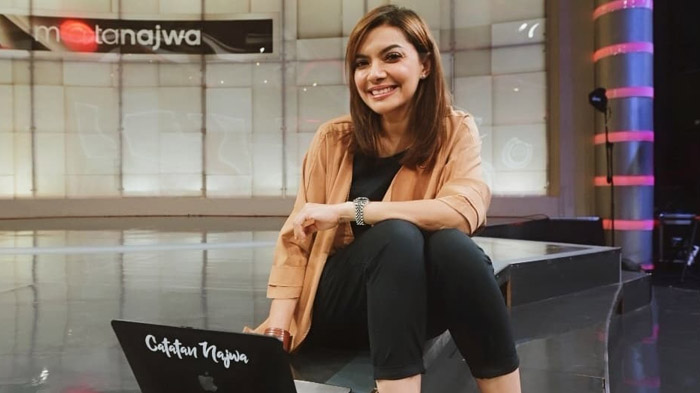 sosok-najwa-shihab-presenter-mata-najwa-yang-baru-saja-genap-44-tahun-3.jpg