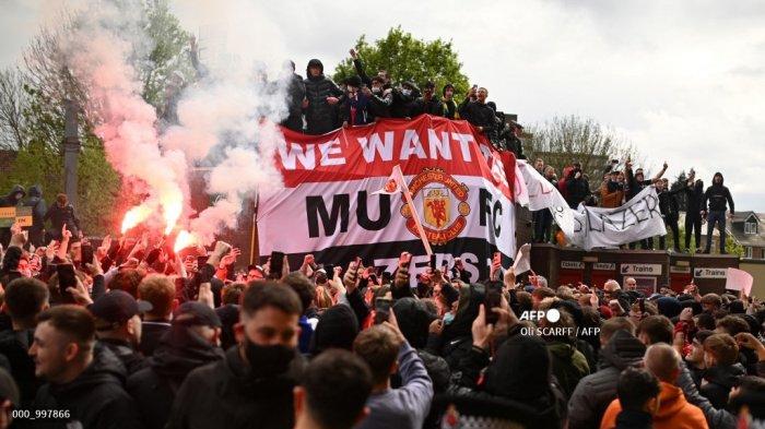 stadion-klub-liga-utama-inggris-manchester-united-old-trafford-di-manchester-diserang.jpg