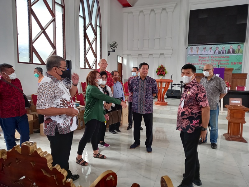 Pantau Langsung Lokasi, Steven Kandou Minta Pemilihan W/KI Sinode GMIM Dijaga Ketat Aparat Keamanan