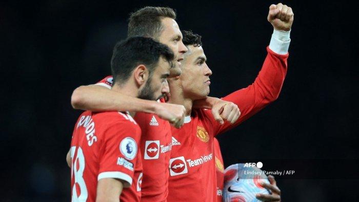 striker-manchester-united-portugal-cristiano-ronaldo-35.jpg