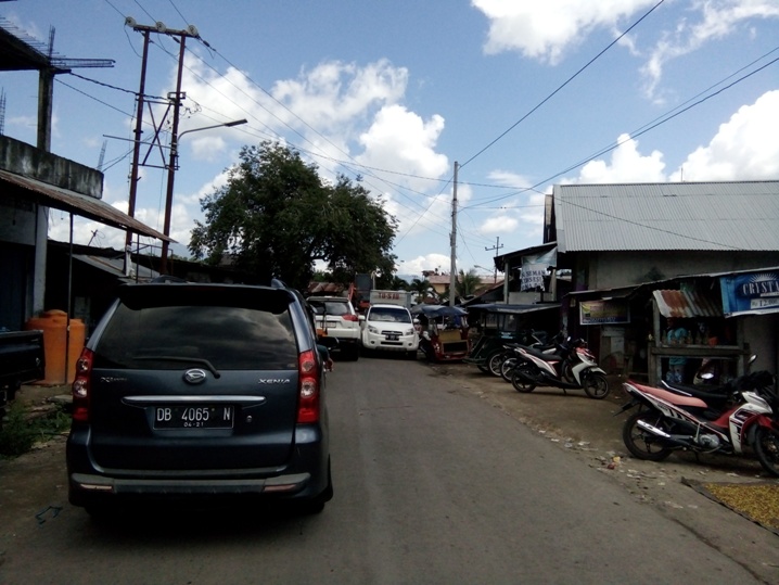 Kemacetan di Pasar Borgo Bikin Kesal Sopir