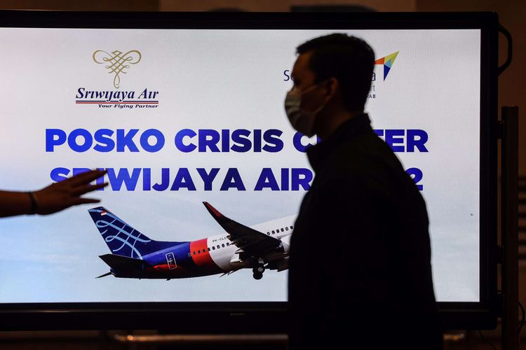 suasana-di-posko-crisis-center-sriwijaya-air-sj-182.jpg