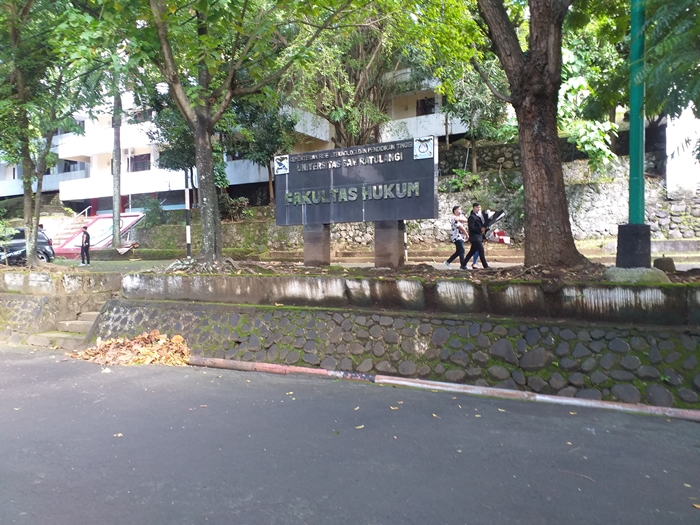 suasana-kampus-unsrat-di-tengah-pandemi-covid-19.jpg