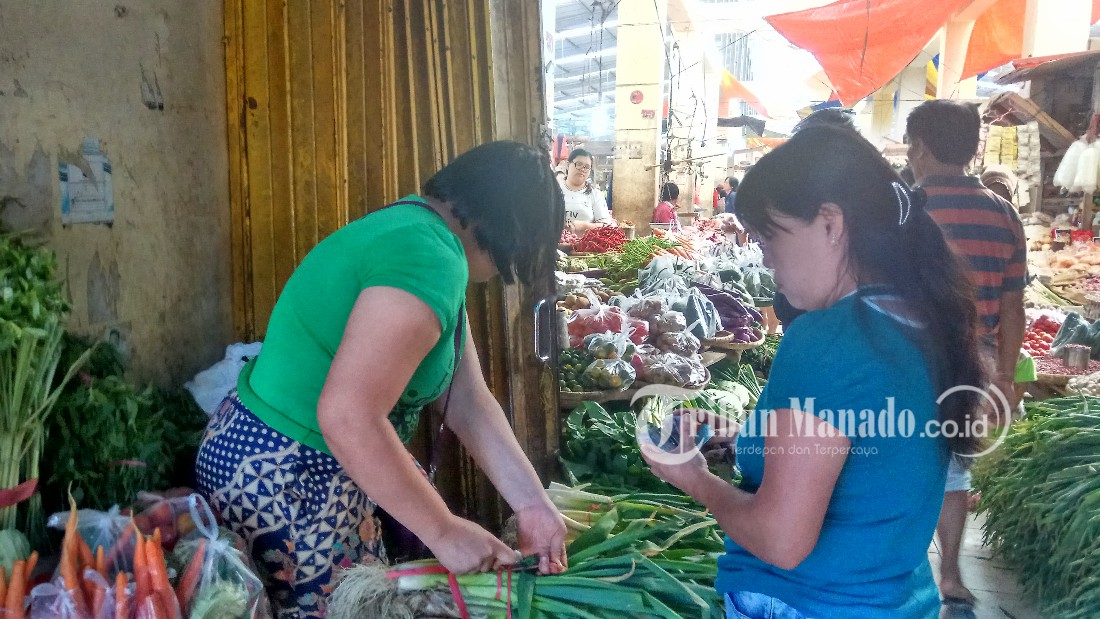 suasana-pasar-tondano-minahasa-sulawesi-utara_20180719_124800.jpg