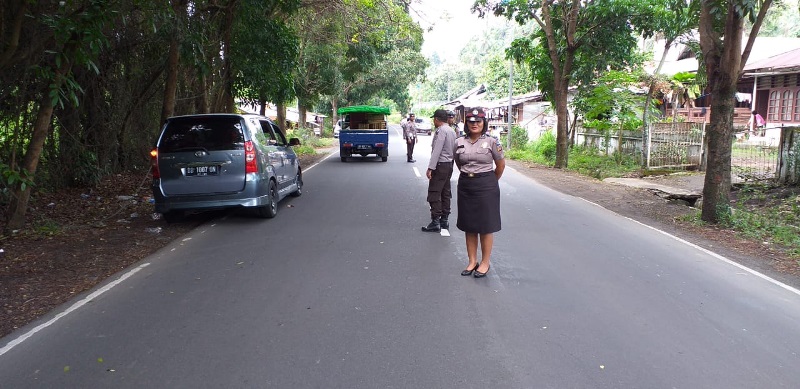 Terkait Video Viral Pria Menangis dan Berguling-guling di Aspal, Begini Penjelasan Polres Minsel