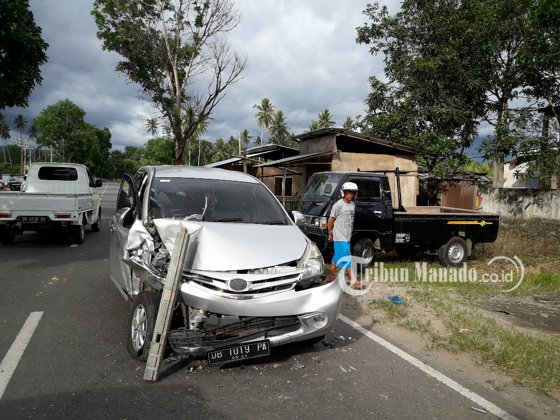 tiga-mobil-terlibat-tabrakan-beruntun-rabu.jpg