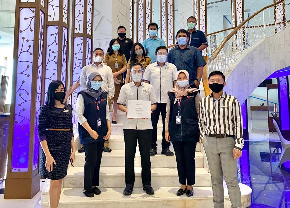 Patuh Protokol Covid-19, Four Points Manado Raih Sertifikat CHSE Perhotelan dari Kemenparekraf