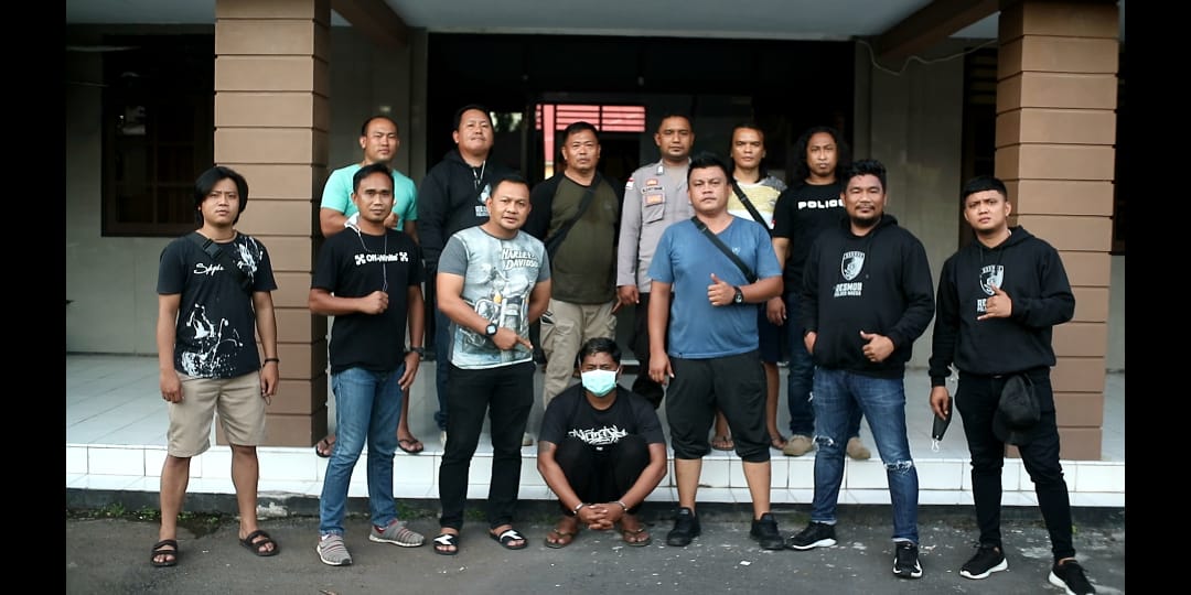 Viral Video Pria Adang dan Tebas Pengendara di Bitung, Kini Pelaku Ditangkap Tim Tarsius